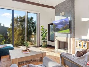 7223 Sycamore Trail, Los Angeles CA 90068
