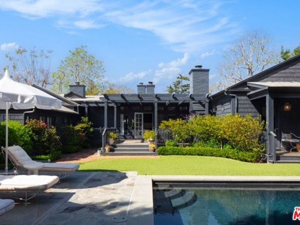 250 S Chadbourne Avenue, Los Angeles CA 90049