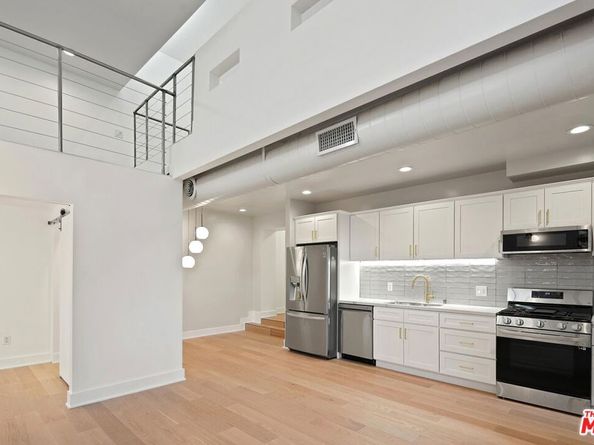 1411 Cloverfield Boulevard, Santa Monica CA 90404