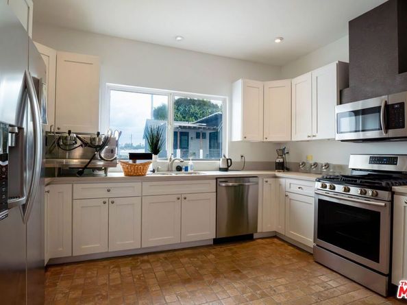 1411 Cloverfield Boulevard, Santa Monica CA 90404