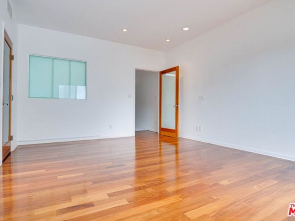 1411 Cloverfield Boulevard, Santa Monica CA 90404