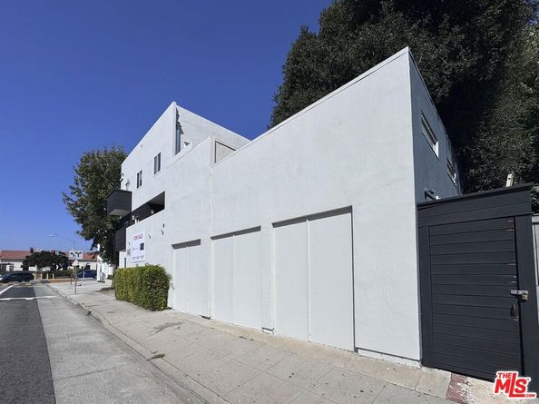 1411 Cloverfield Boulevard, Santa Monica CA 90404