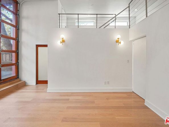 1411 Cloverfield Boulevard, Santa Monica CA 90404