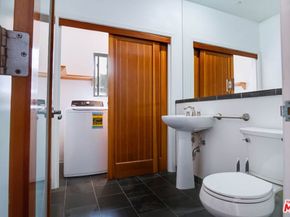 1411 Cloverfield Boulevard, Santa Monica CA 90404