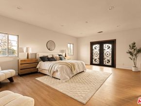 8906 Yorktown Avenue, Los Angeles CA 90045