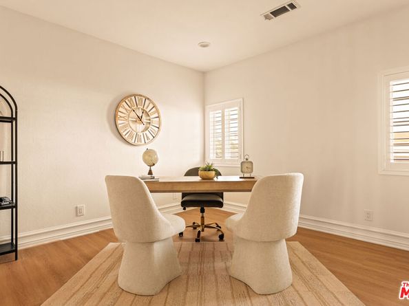 8906 Yorktown Avenue, Los Angeles CA 90045