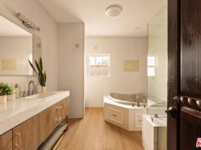 8906 Yorktown Avenue, Los Angeles CA 90045