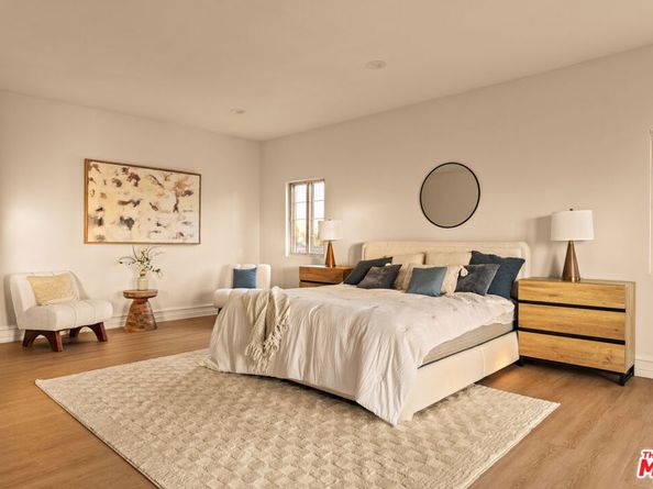 8906 Yorktown Avenue, Los Angeles CA 90045