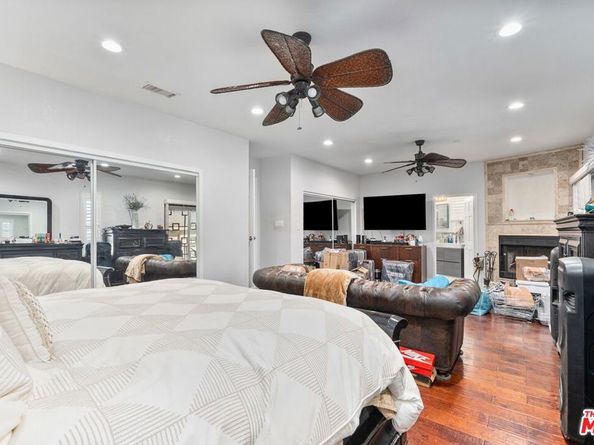 2031 W 98th Street, Los Angeles CA 90047