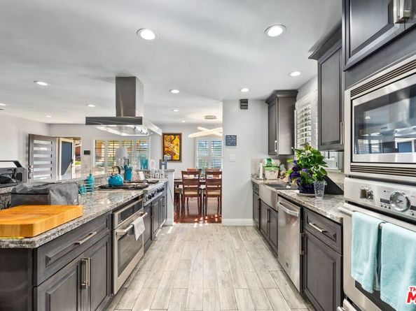 2031 W 98th Street, Los Angeles CA 90047