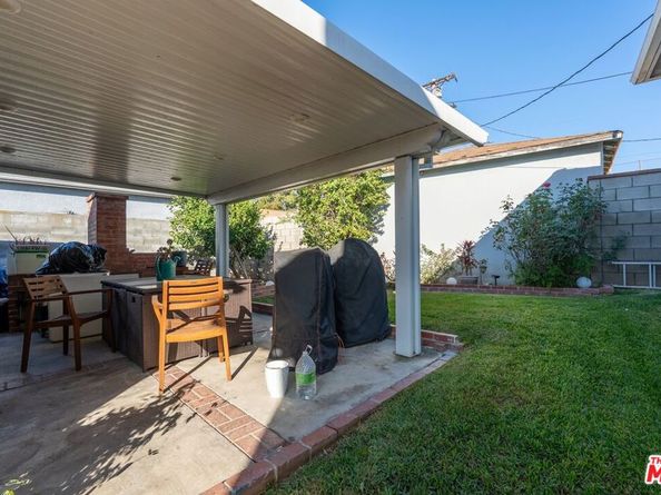 2031 W 98th Street, Los Angeles CA 90047