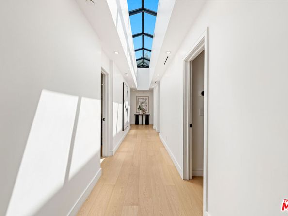 540 Westmount Drive, West Hollywood CA 90048