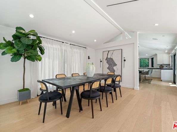 540 Westmount Drive, West Hollywood CA 90048