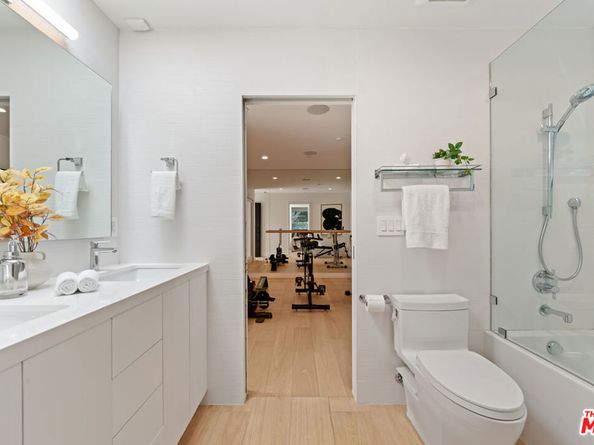 540 Westmount Drive, West Hollywood CA 90048