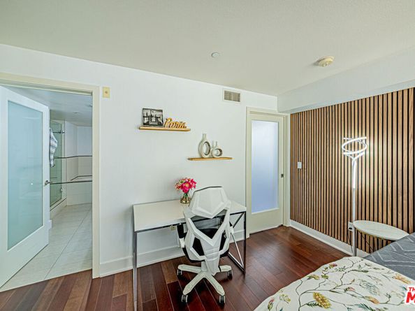 600 S Ridgeley Drive PH1, Los Angeles CA 90036