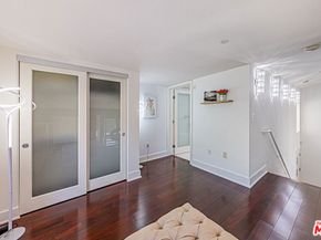 600 S Ridgeley Drive PH1, Los Angeles CA 90036