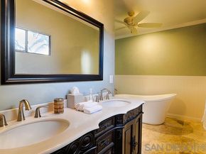 370 72 Nautilus St, La Jolla CA 92037