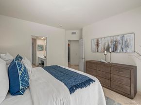 8635 Via Mallorca D, La Jolla CA 92037