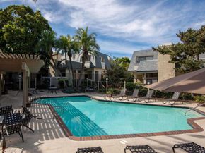 7975 Caminito Del Cid, La Jolla CA 92037