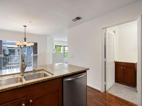 3548 Shoreline Bluff Lane, San Diego CA 92110