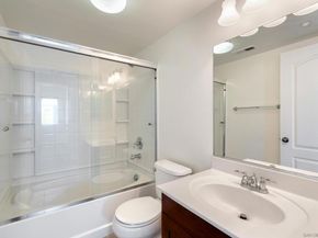 3548 Shoreline Bluff Lane, San Diego CA 92110