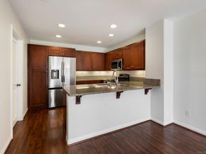 3548 Shoreline Bluff Lane, San Diego CA 92110