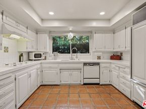 1133 Somera Road, Los Angeles CA 90077