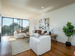 8455 Fountain Avenue 302, West Hollywood CA 90069