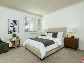 8455 Fountain Avenue 302, West Hollywood CA 90069