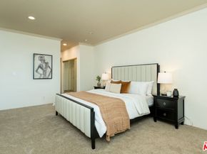 8455 Fountain Avenue 302, West Hollywood CA 90069