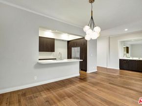 1260 S Beverly Glen Boulevard 304, Los Angeles CA 90024