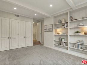 1260 S Beverly Glen Boulevard 304, Los Angeles CA 90024