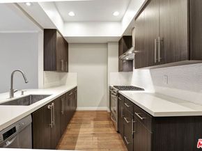 1260 S Beverly Glen Boulevard 304, Los Angeles CA 90024