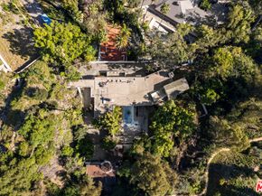 1196 Brooklawn Drive, Los Angeles CA 90077