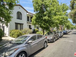 351 N Orange Grove Avenue, Los Angeles CA 90036