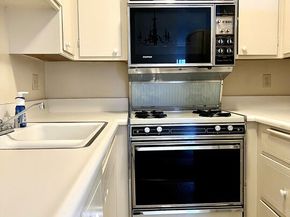 11959 Nebraska Avenue 210, Los Angeles CA 90025