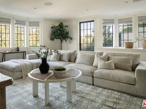 10950 Bellagio Road, Los Angeles CA 90077