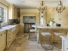 10950 Bellagio Road, Los Angeles CA 90077