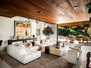 17335 Tramonto Drive, Pacific Palisades CA 90272