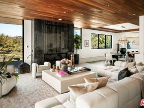 17335 Tramonto Drive, Pacific Palisades CA 90272