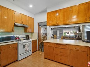 2114 W 28th Street, Los Angeles CA 90018