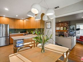 3488 Rosewood Avenue, Los Angeles CA 90066