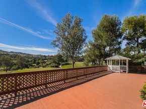 4221 Jubilo Drive, Tarzana CA 91356