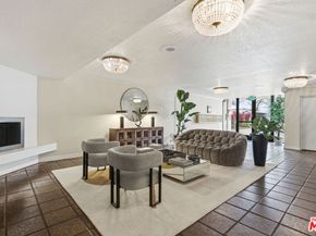 5240 Zelzah Avenue 106, Encino CA 91316