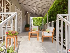 117 N Kings Road, Los Angeles CA 90048