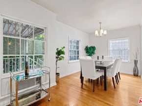 117 N Kings Road, Los Angeles CA 90048