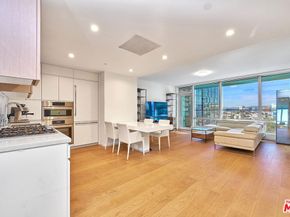 877 Francisco Street 1516, Los Angeles CA 90017