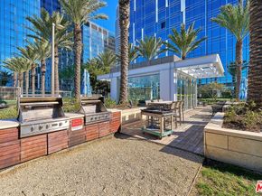 877 Francisco Street 1516, Los Angeles CA 90017