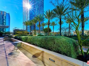 877 Francisco Street 1516, Los Angeles CA 90017