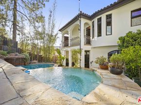 10940 Terryview Drive, Studio City CA 91604